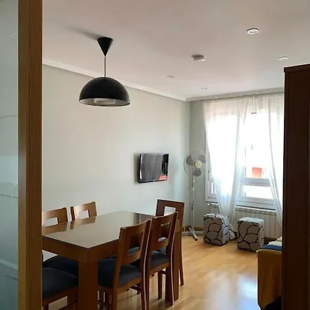 Acogedor Piso Centrico Lugo