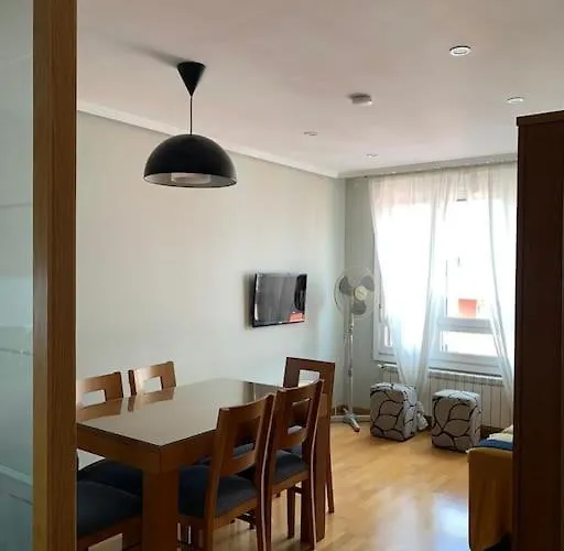 Acogedor Piso Centrico Lugo